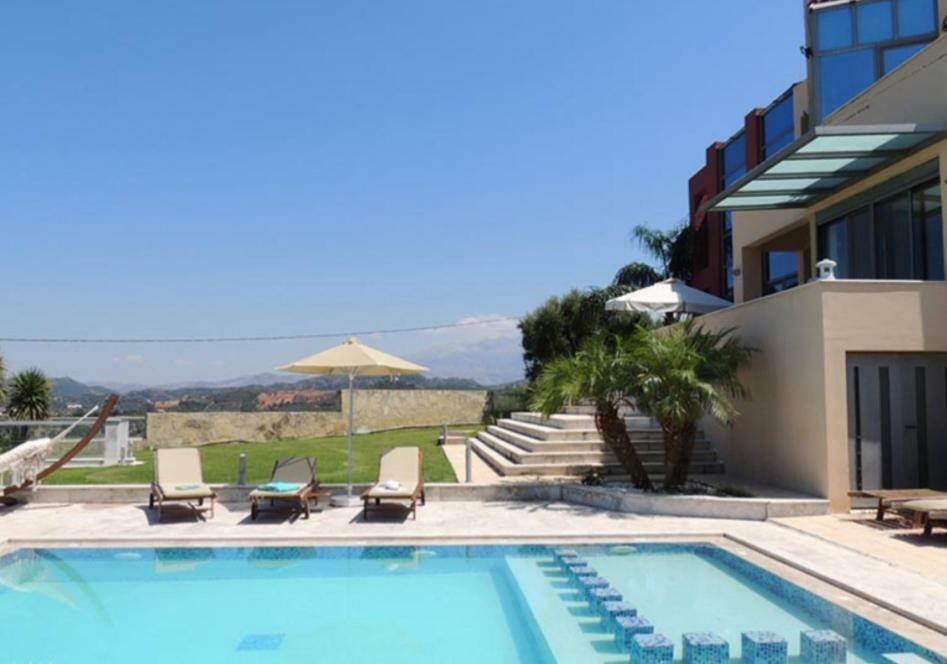 Provarma Hills Luxury Villa Gerani Gerani  Exterior foto