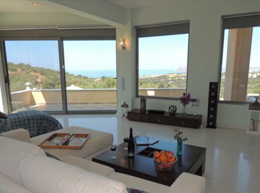Provarma Hills Luxury Villa Gerani Gerani  Exterior foto