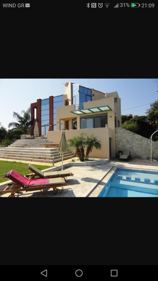 Provarma Hills Luxury Villa Gerani Gerani  Exterior foto
